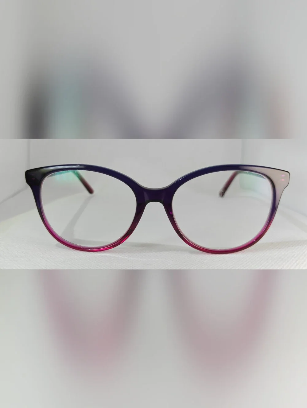 Pursuit. Oval Women's Acetate.